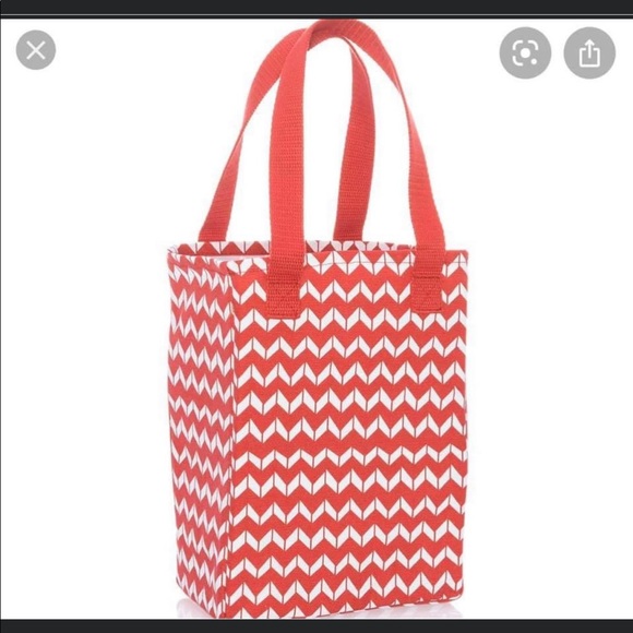 thirty-one Handbags - Thirty-One Wine Bag!